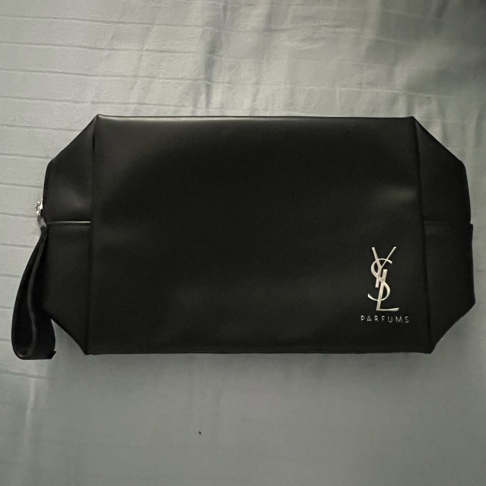 Small Black Cosmetic Bag YSL. never used. in perfect condition